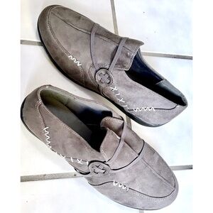 Women’s Boho Gray Slide On Flat Classique Loafers Vegan Suede-Size 9 W